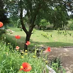 Peaceful Escape In 度假居 *