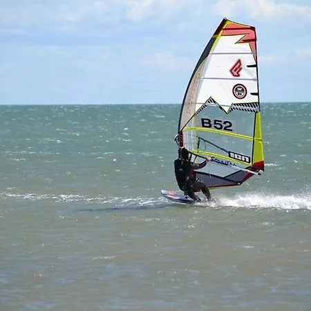 Peaceful Escape In Argeliers